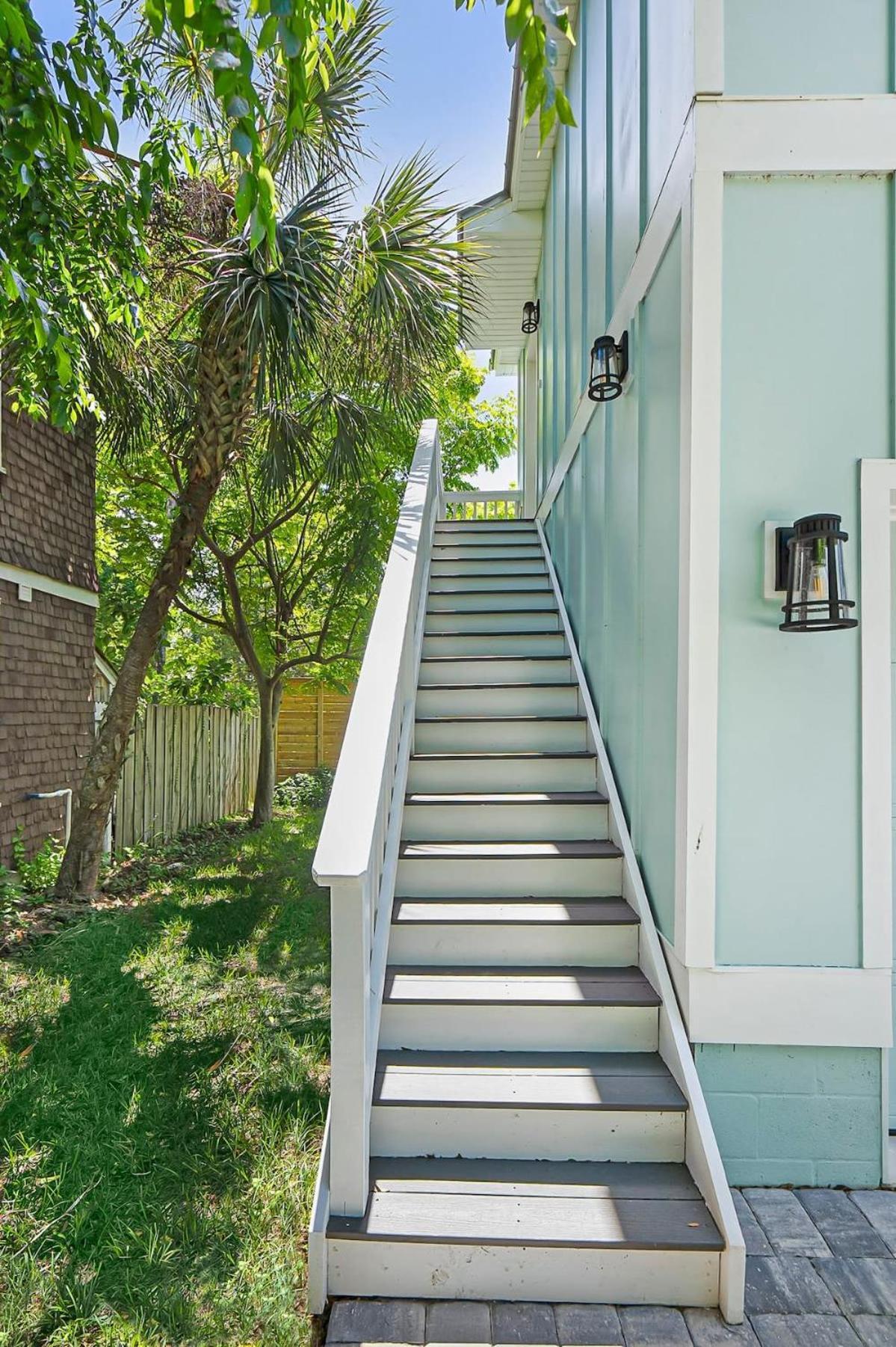 New Private Apt In Uptown St Aug Walk Everywhere Сент-Огастин Экстерьер фото